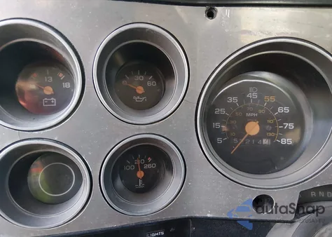 1986 GMC Suburban C2500 from USA, damaged, VIN 1G5GC26M4GF500690